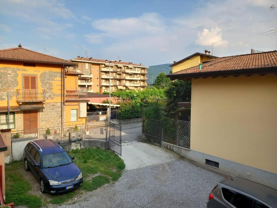 Holiday House - Leo & Malu Sarnico Exterior foto